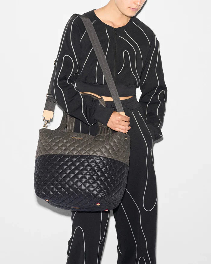 Medium Metro Tote Deluxe Black/Magnet