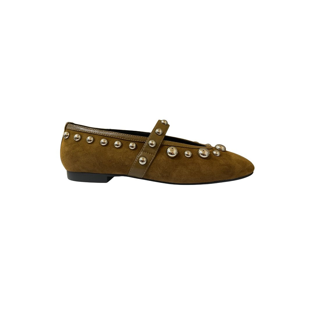 Studded Ballerina Kid Suede Cuero