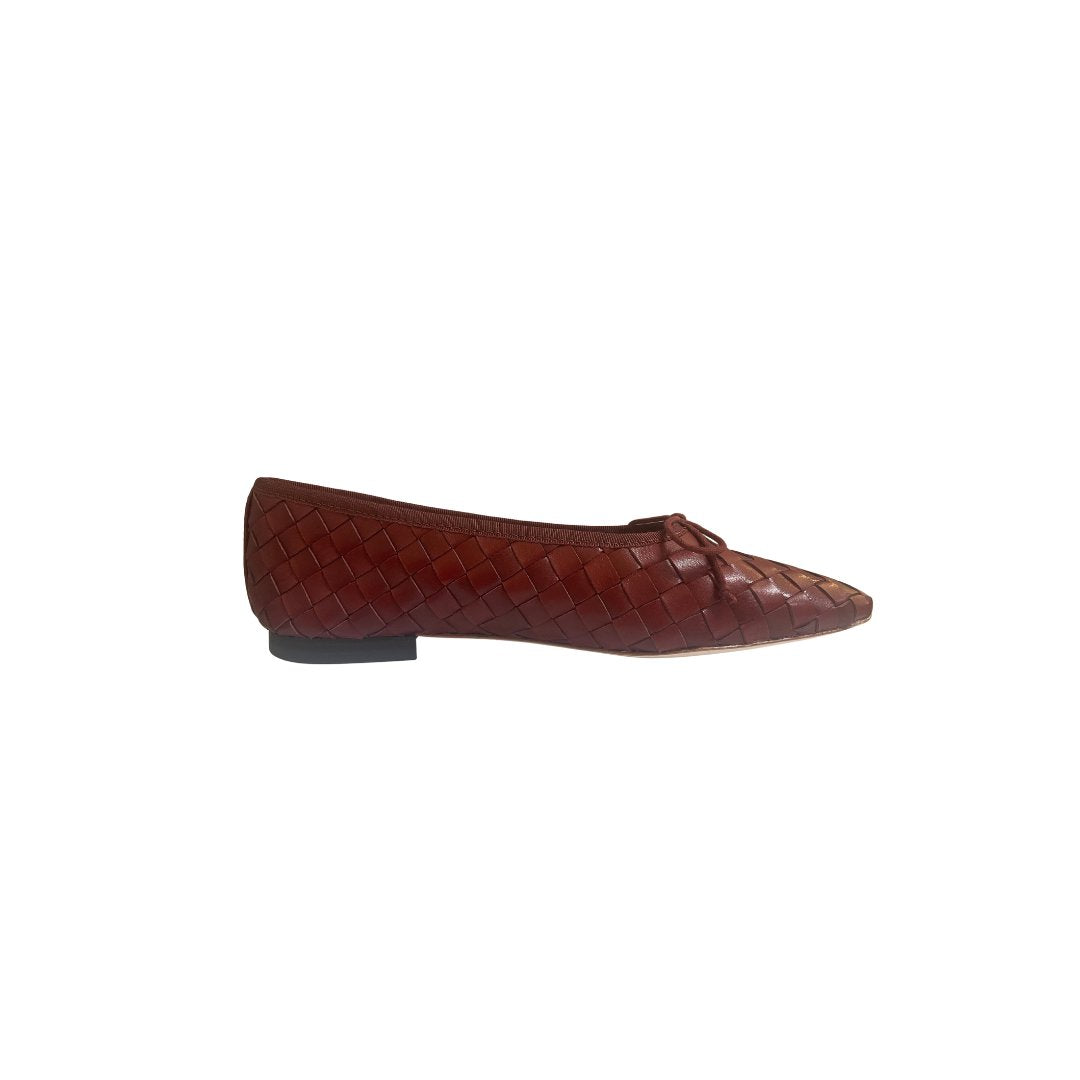 Landry Woven Flat Wine