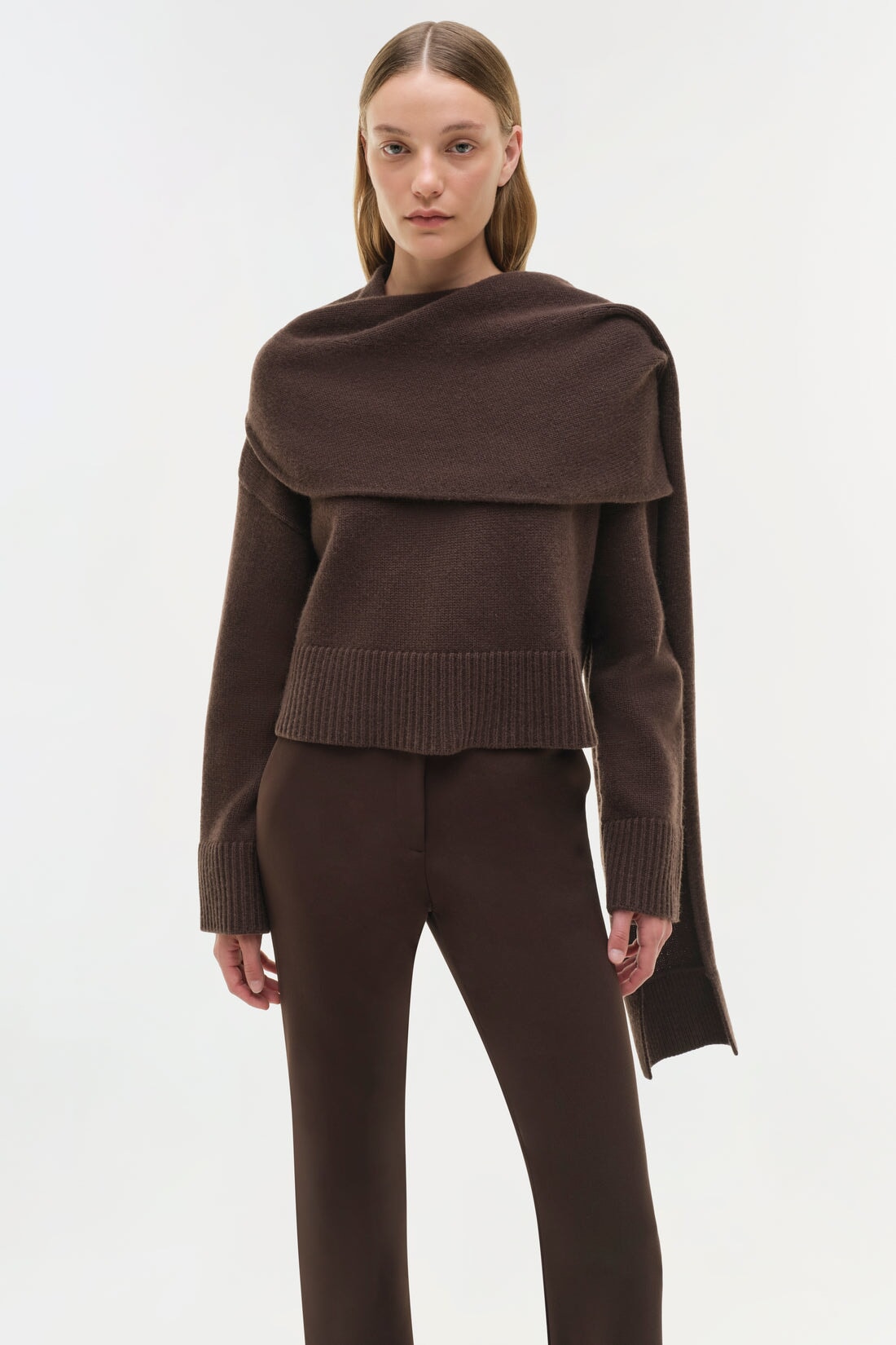 Elson Scarf Sweater Chocolate