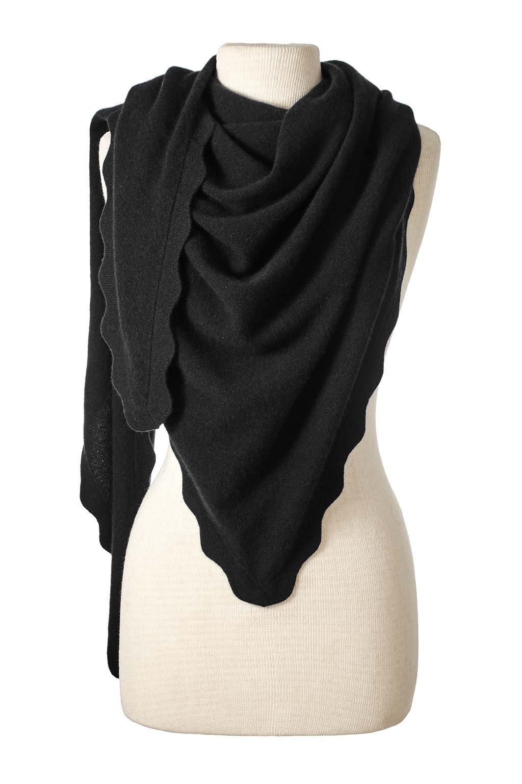 Ruffle Triangle Wrap Black