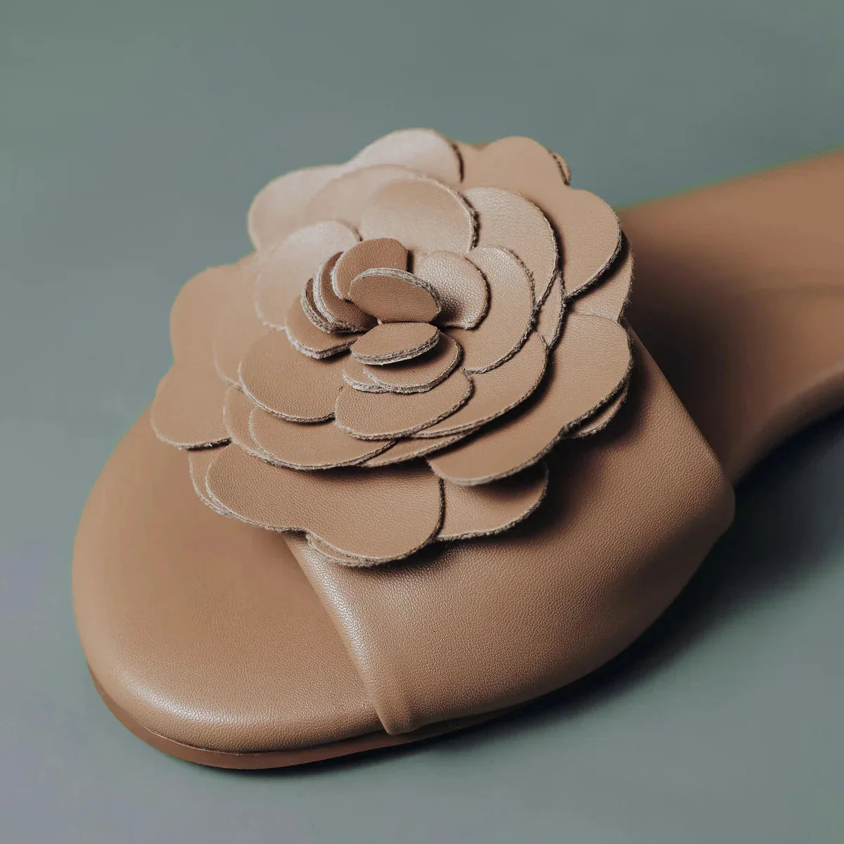 Dahlie Petal Slide Sandal Bistro