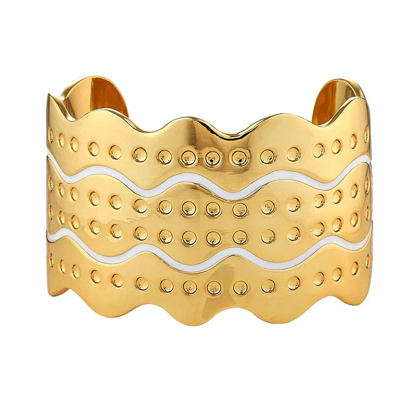 Daphne Cuff