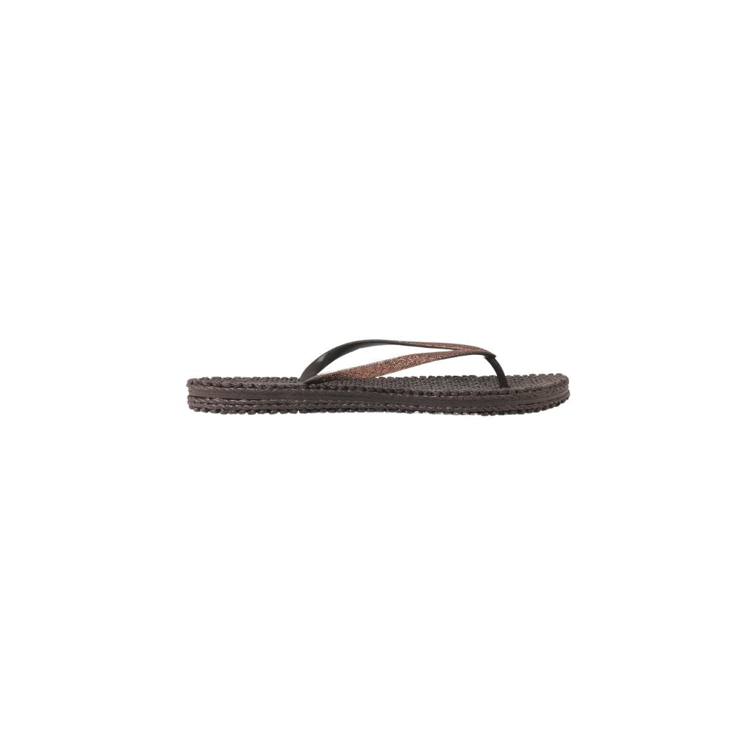 Cheerful Flip Flop Prune with Glitter