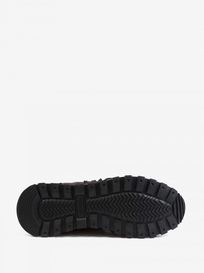 John Low D VAR 6523