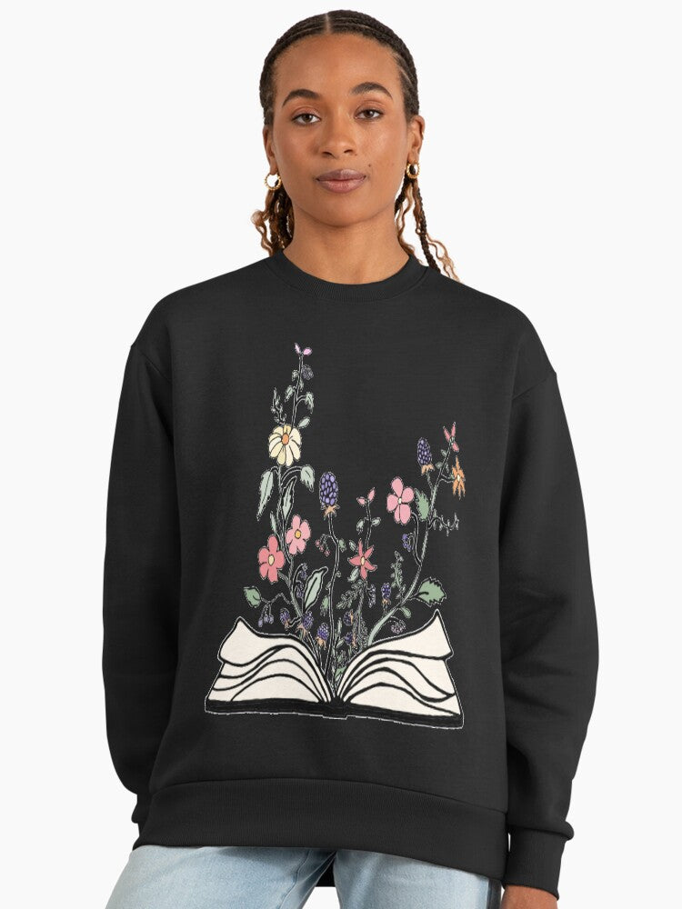 Book Flowers Graphic, Botanical Reader Oversized Sweatshirt Black